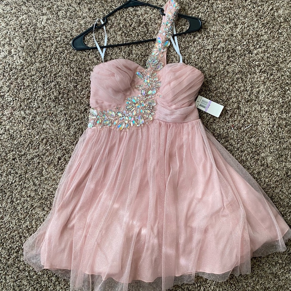 One shoulder short dress